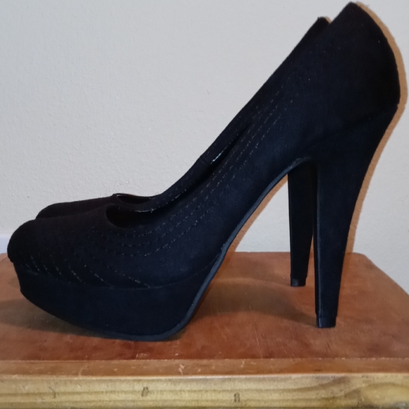 Mia 5" Black Heels Size 8 - Picture 3 of 6